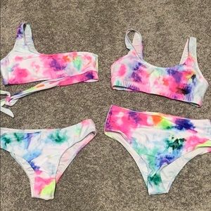 Set of 2 coordinating Tye Dye Bikinis!